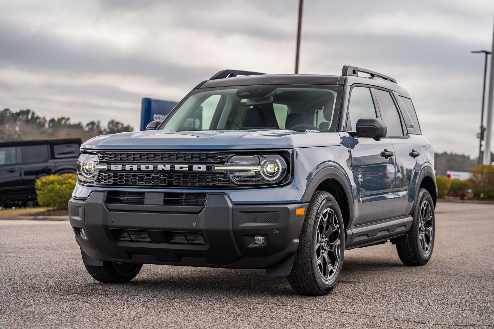 New 2026 Ford Bronco Sport Outer Banks w/ Outer Banks Tech Package+ AWD/4WD image 2