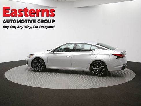 Used 2024 Nissan Altima 2.5 SR image 60