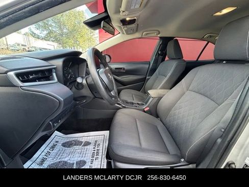 Used 2023 Toyota Corolla LE image 19