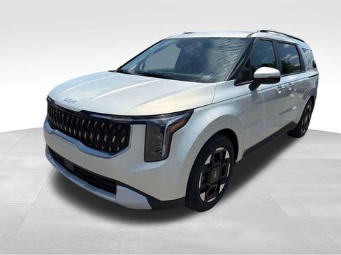 New 2026 Kia Carnival EX FWD image 3