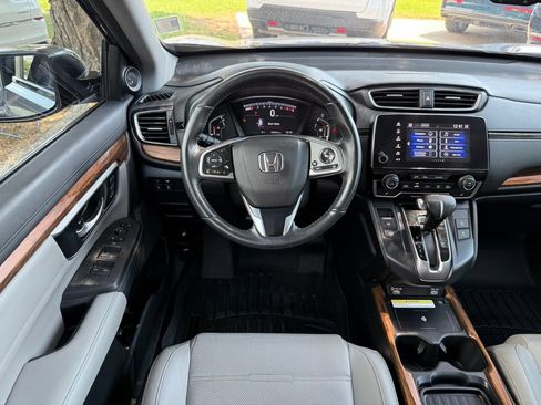 Used 2020 Honda CR-V Touring image 2
