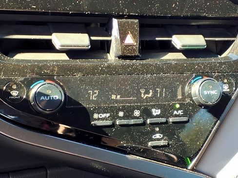 Certified 2022 Toyota Camry LE image 18