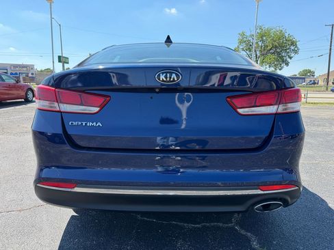 Used 2017 Kia Optima LX w/ Option Group 014 FWD image 6