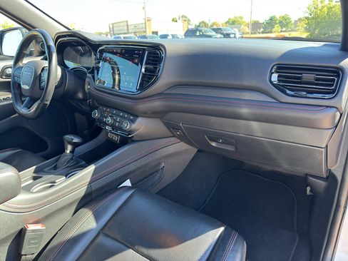 Used 2024 Dodge Durango GT image 11