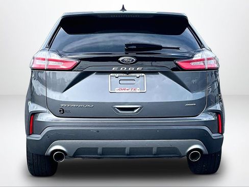 Used 2022 Ford Edge Titanium AWD/4WD image 4