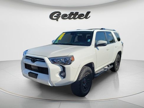 Used 2023 Toyota 4Runner SR5 Premium w/ Moonroof Package AWD/4WD image 2