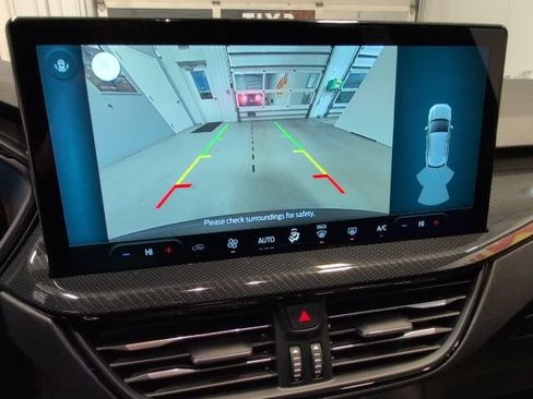 New 2026 Ford Escape ST-Line w/ Tech Pack #1 AWD/4WD image 17