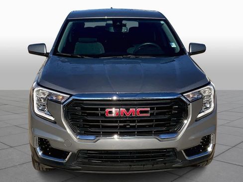 Certified 2023 GMC Terrain SLE image 3