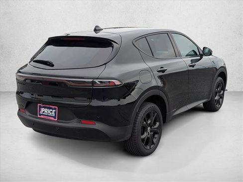 Certified 2024 Dodge Hornet GT w/ GT Blacktop Package AWD/4WD image 5