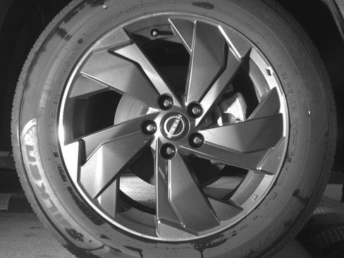 Used 2025 Nissan Rogue SV image 10