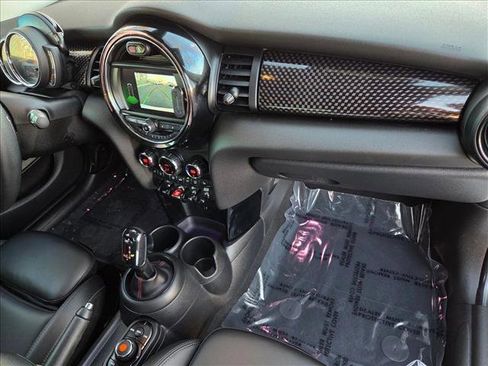Used 2020 MINI Cooper S image 21
