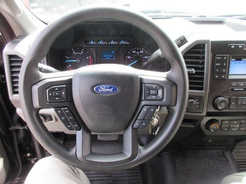 Used 2021 Ford F550 4x4 Regular Cab Super Duty w/ Power Equipment Group image 13