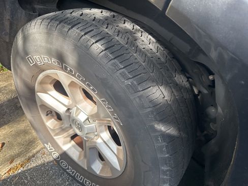 Used 2015 Toyota 4Runner SR5 Premium image 6