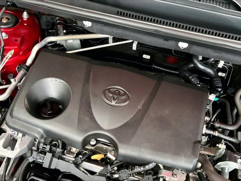 Used 2019 Toyota RAV4 Limited w/ Cold Weather Package FWD image 33