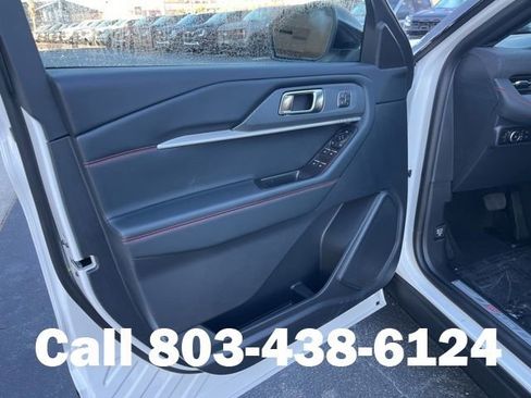 New 2026 Ford Explorer ST-Line w/ ST-Line Street Pack RWD image 5