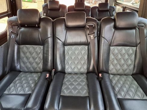 Used 2018 Mercedes-Benz Sprinter 2500 image 13