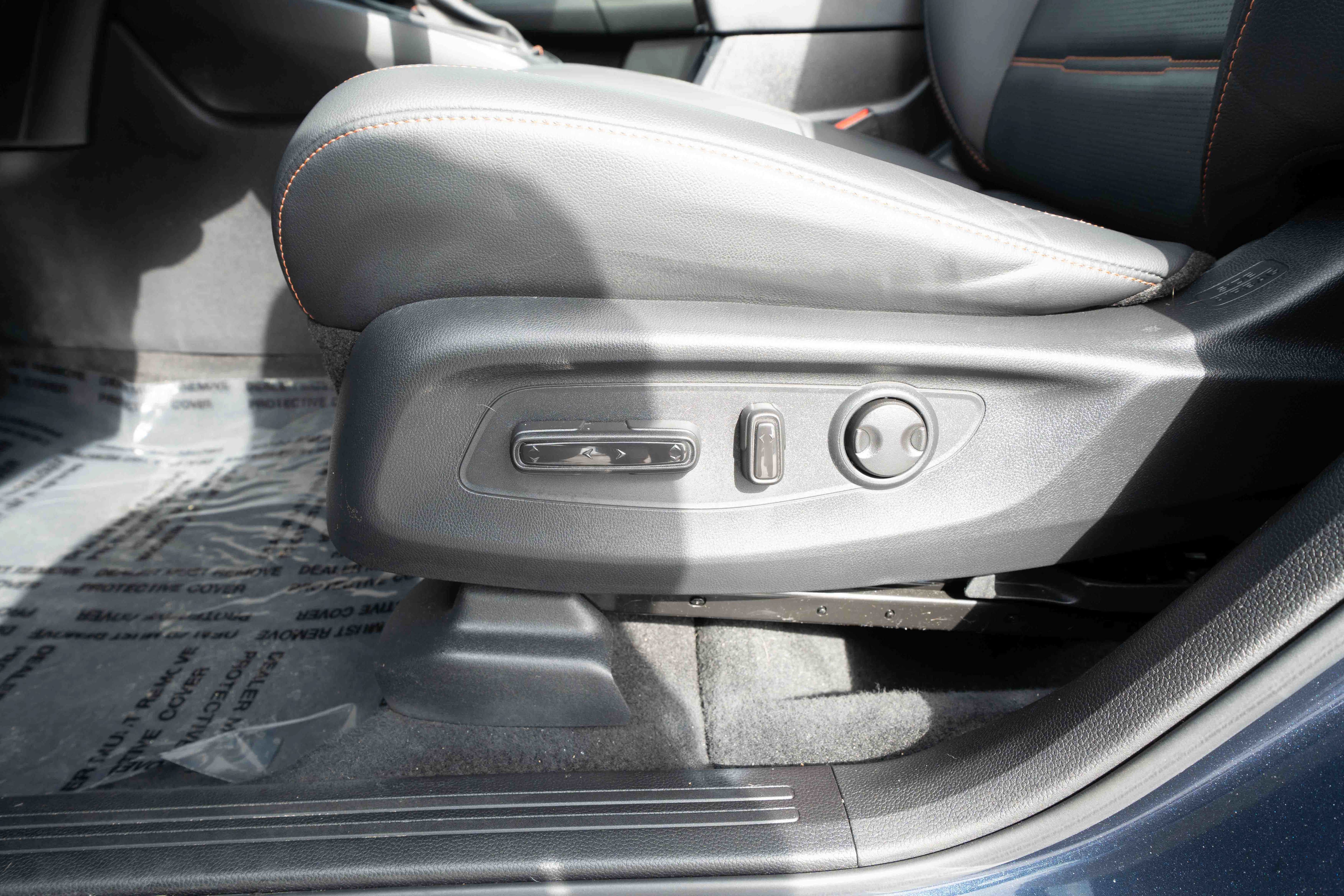 Used 2024 Honda CR-V Sport Touring image 12