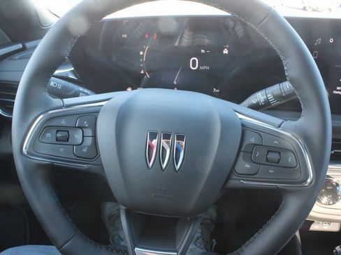 New 2026 Buick Envista Preferred image 4