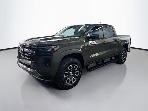 Used 2023 Chevrolet Colorado Z71 w/ Z71 Convenience Package 2 AWD/4WD image 5