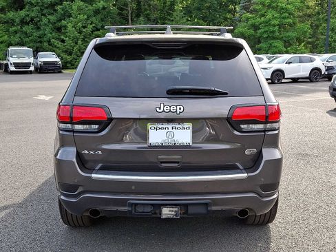 Used 2019 Jeep Grand Cherokee Overland AWD/4WD image 5