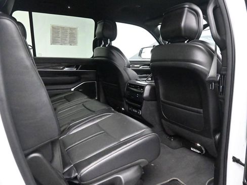 Used 2022 Jeep Wagoneer Series II image 21