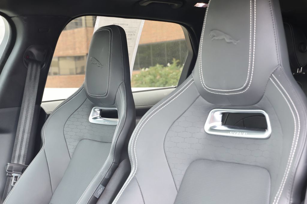 Certified 2026 Jaguar F-PACE R-Dynamic S AWD/4WD image 12