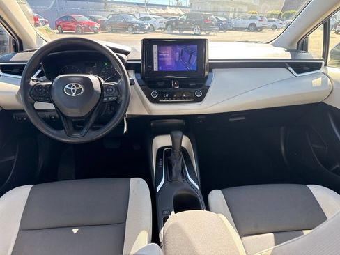 Used 2024 Toyota Corolla LE AWD/4WD image 10