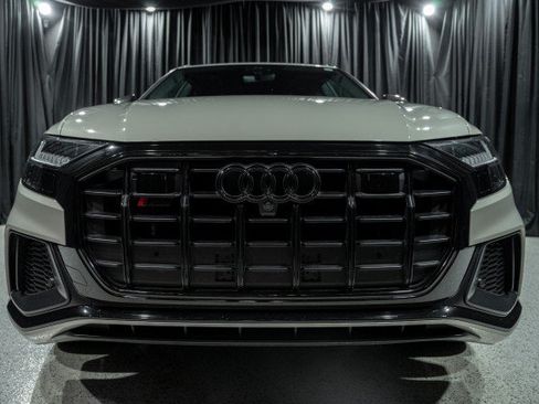 Used 2022 Audi SQ8 Prestige w/ Prestige Package AWD/4WD image 2