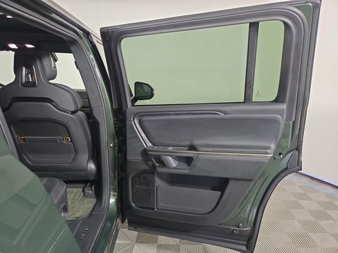Used 2024 Rivian R1S Adventure image 19
