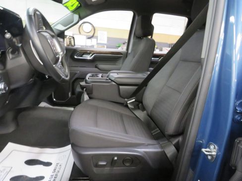 Used 2024 GMC Sierra 1500 Elevation image 8