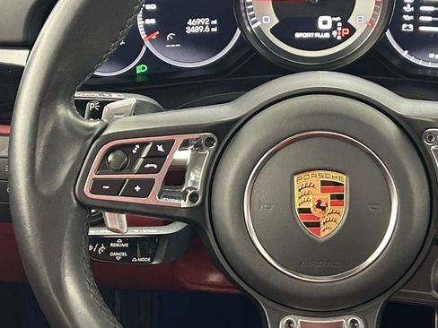 Used 2023 Porsche Cayenne Turbo image 12