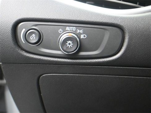 Used 2024 Chevrolet Malibu LT image 14