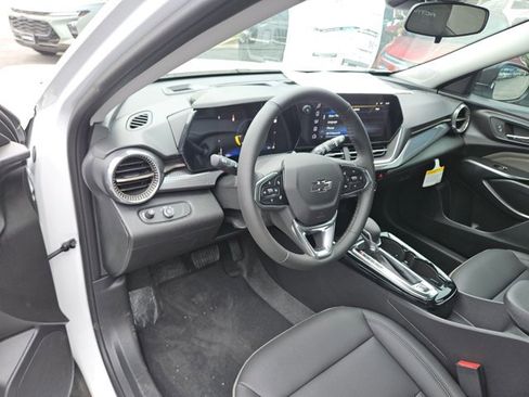 New 2026 Chevrolet Trax ACTIV w/ Driver Confidence Package image 3