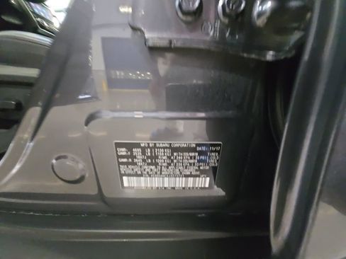 Used 2018 Subaru Outback 2.5i Limited AWD/4WD image 25