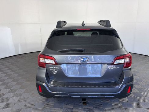 Used 2018 Subaru Outback 2.5i Limited AWD/4WD image 7