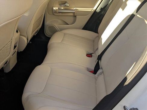 Used 2023 Mercedes-Benz GLA 250 image 18