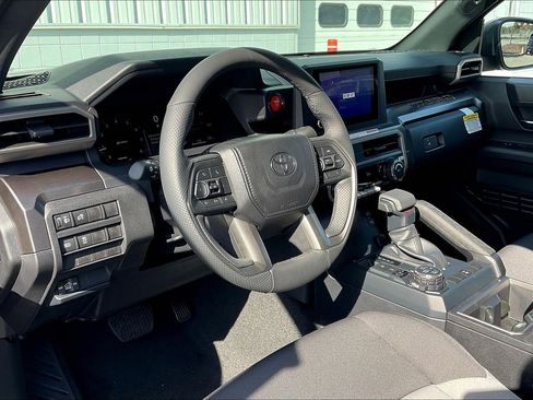 New 2025 Toyota Tacoma TRD Off-Road image 7