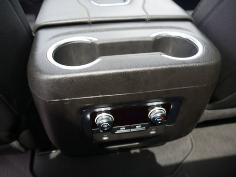Used 2022 GMC Yukon Denali AWD/4WD image 33