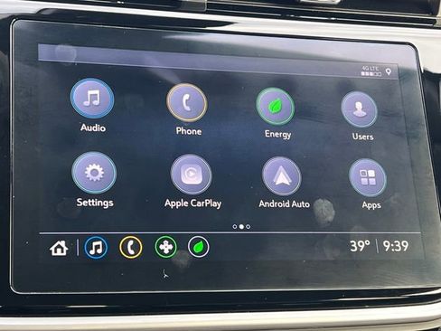 Used 2022 Chevrolet Bolt EUV LT w/ Convenience Package image 22