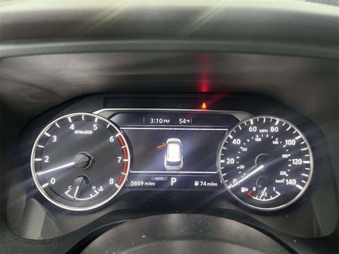 Used 2023 Nissan Rogue SV w/ SV Premium Package image 25