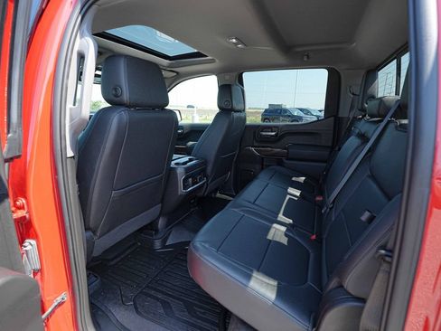 Used 2022 GMC Sierra 1500 SLT w/ SLT Premium Package AWD/4WD image 18