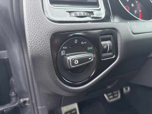 Used 2021 Volkswagen GTI Autobahn image 29