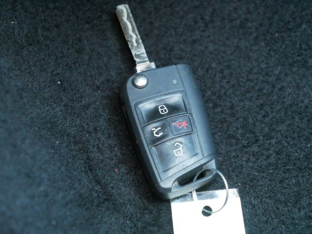 Certified 2025 Volkswagen Jetta S FWD image 37