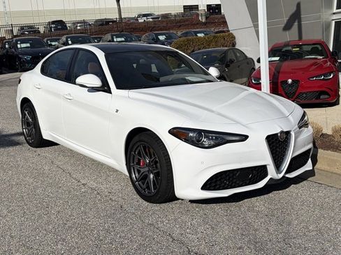 Used 2023 Alfa Romeo Giulia Ti image 1