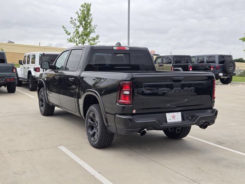 New 2026 RAM 1500 2WD Crew Cab image 2