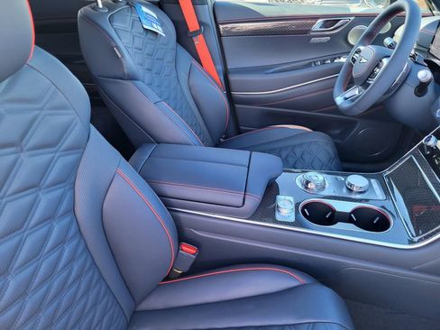 New 2026 Genesis GV80 3.5T e-SC AWD/4WD image 12