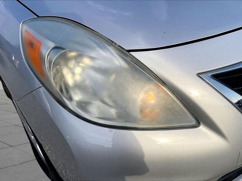Used 2012 Nissan Versa FWD image 22