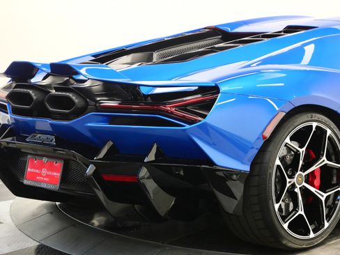 Used 2024 Lamborghini Revuelto image 52