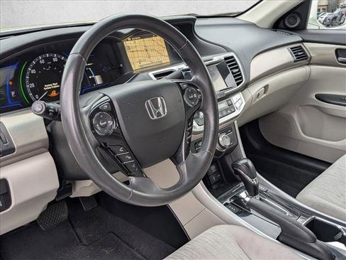 Used 2014 Honda Accord Plug-In Sedan image 10