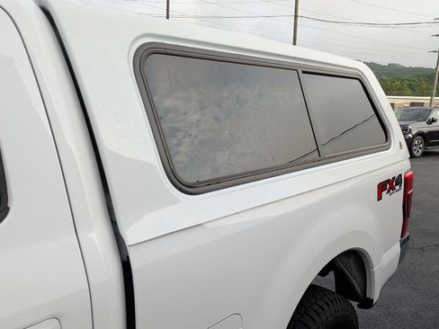 Used 2020 Ford F250 Lariat w/ Lariat Ultimate Package AWD/4WD image 10